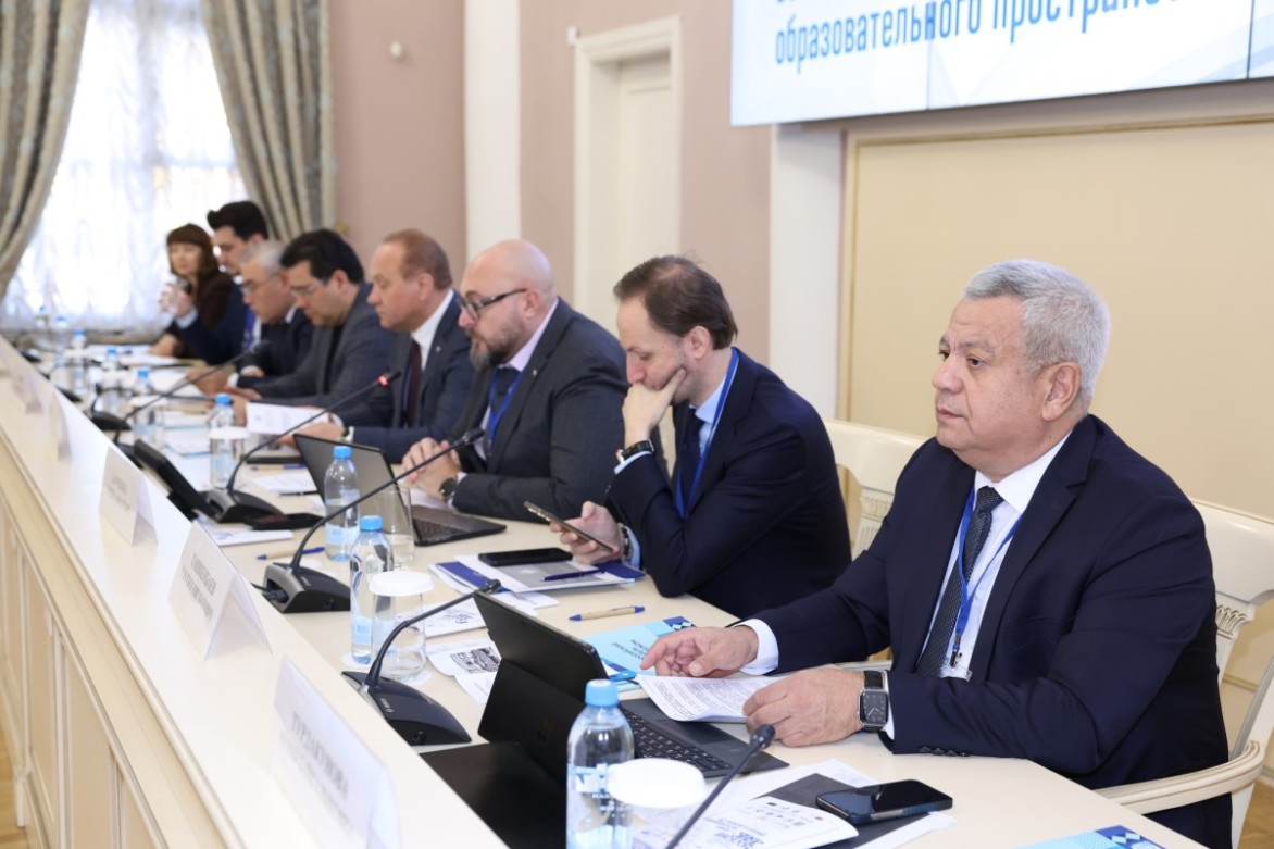 Подготовлены рекомендации по развитию русского языка как ключевого элемента общего образовательного пространства стран СНГ