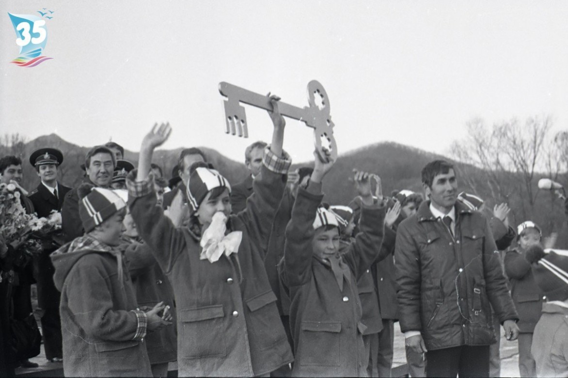 «Океану» - 35: 28 октября 1983 состоялось открытие первой смены в истории детского центра