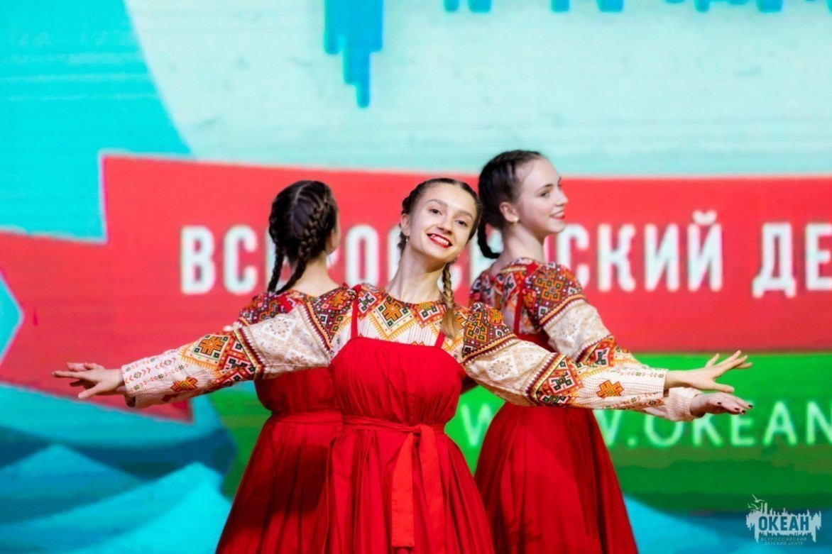 Год культурного наследия народов России: специалисты Института современного искусства провели серию мастер-классов в «Океане»