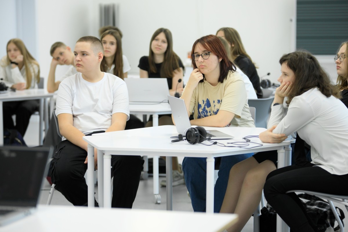 В 2025 году 8,5 млн школьников приняли участие в занятиях курса «Россия – мои горизонты»