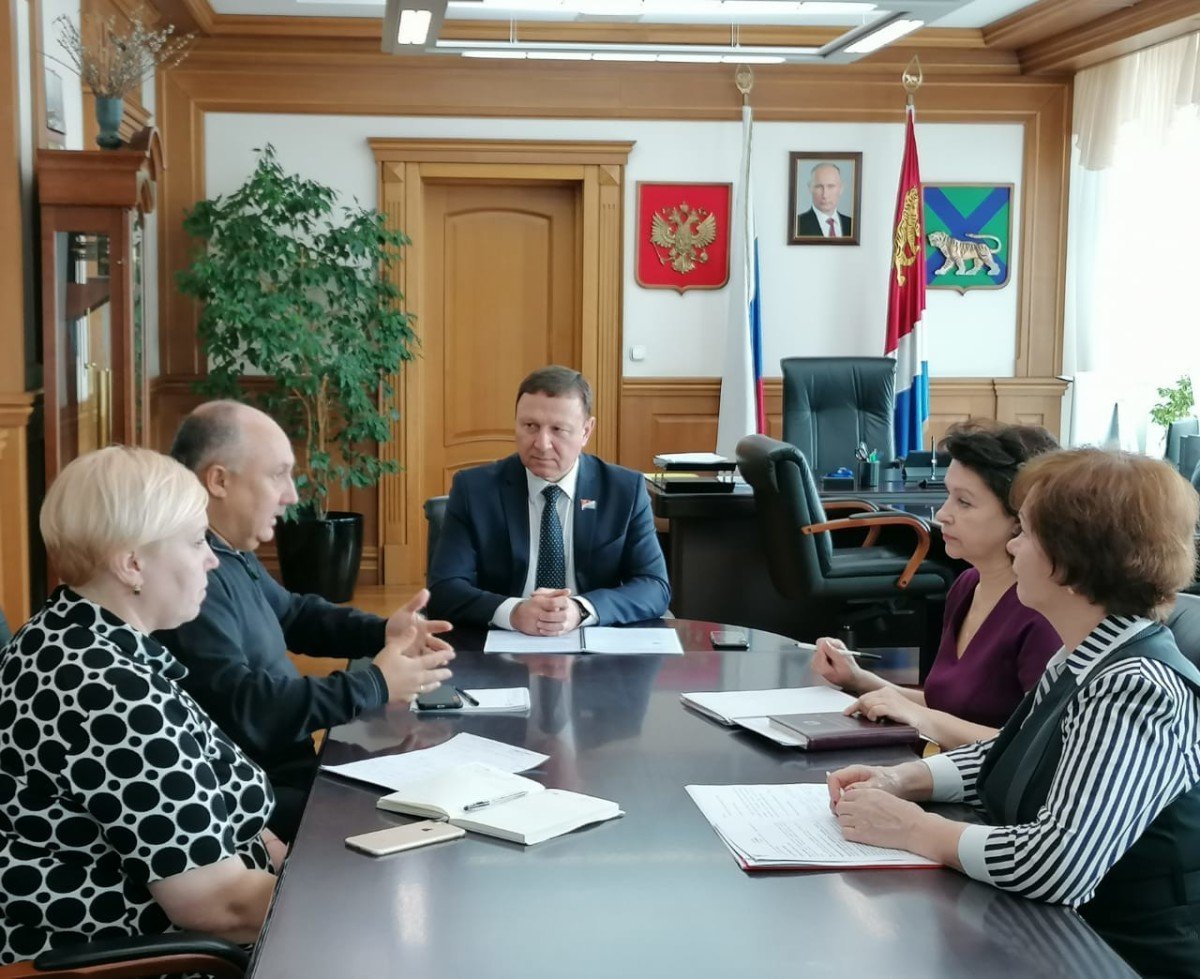 В «Океане» пройдёт модуль «Школа парламентариев» в рамках программы «Здесь начинается Россия»